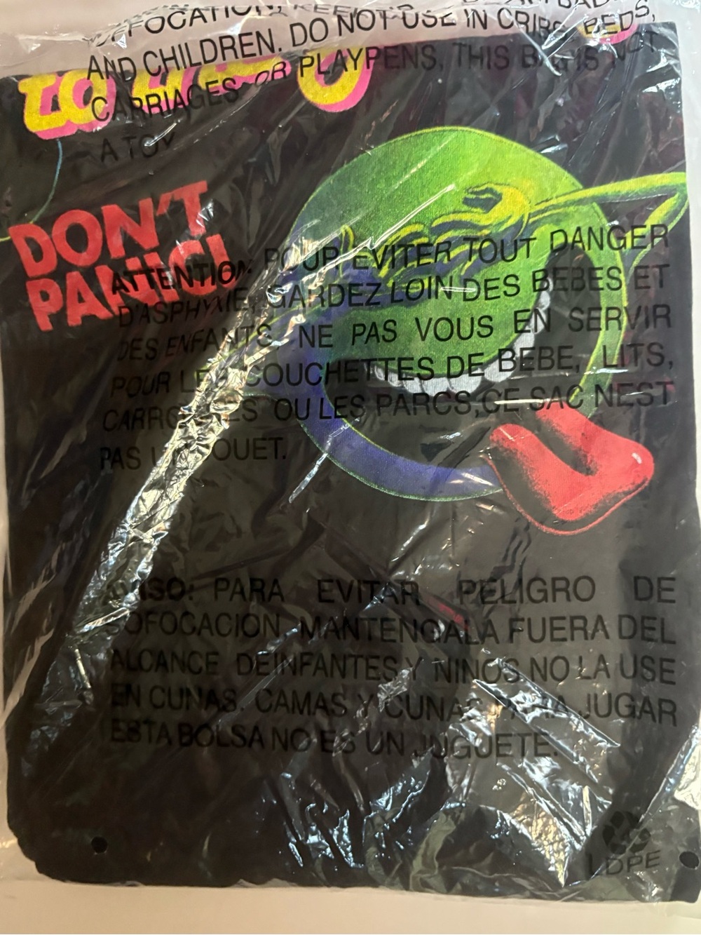 Out of Print Hitchhiker’s Guide To The Galaxy NWT - Picture 3 of 3